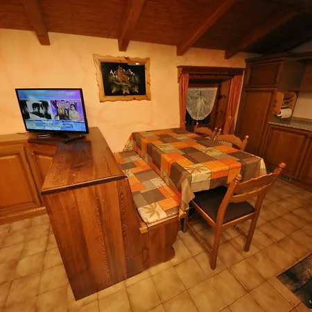 Apartment Valeriano By Livigno