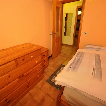 Apartment Valeriano By